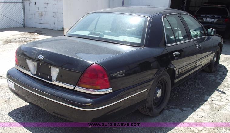 image for item A4127 1999 Ford Crown Victoria Police Interceptor