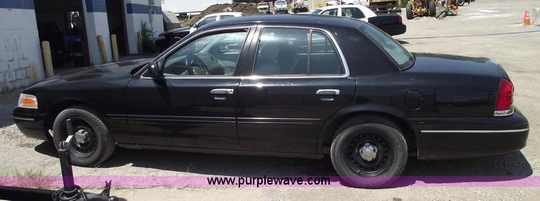 image for item A4127 1999 Ford Crown Victoria Police Interceptor