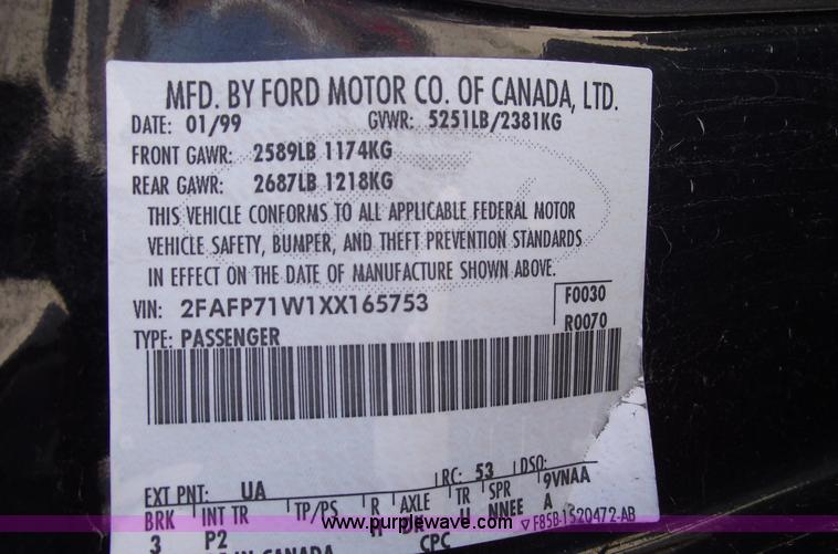 image for item A4127 1999 Ford Crown Victoria Police Interceptor