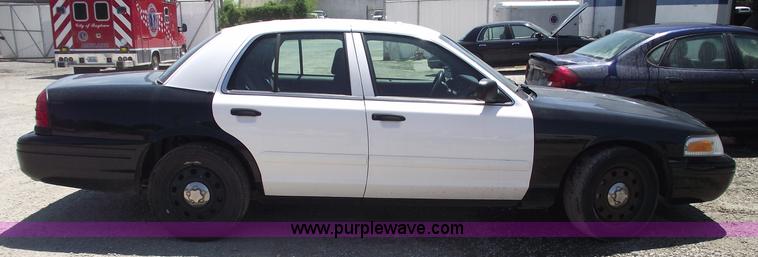 image for item A4129 2008 Ford Crown Victoria Police Interceptor