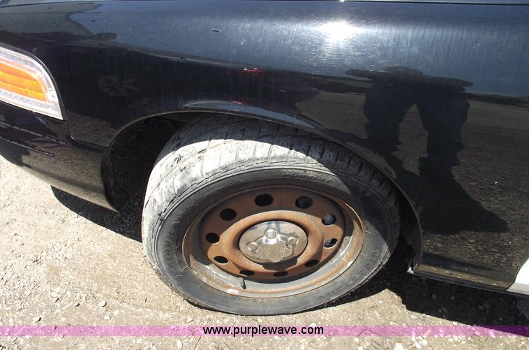 image for item A4129 2008 Ford Crown Victoria Police Interceptor