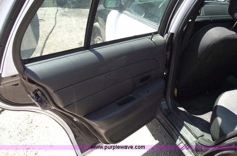 image for item A4129 2008 Ford Crown Victoria Police Interceptor