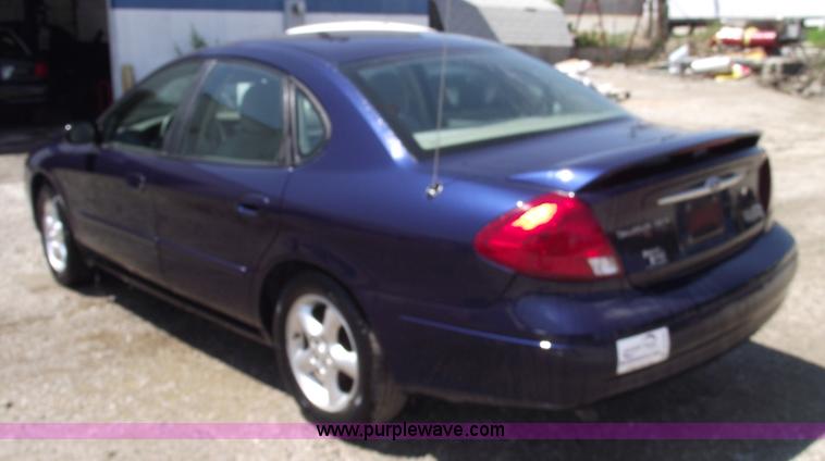 image for item A4130 2001 Ford Taurus SES