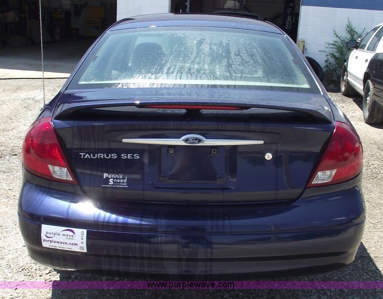 image for item A4130 2001 Ford Taurus SES