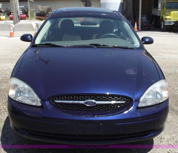image for item A4130 2001 Ford Taurus SES