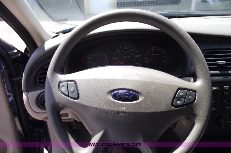image for item A4130 2001 Ford Taurus SES