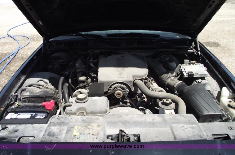 image for item A4131 2005 Ford Crown Victoria Police Interceptor