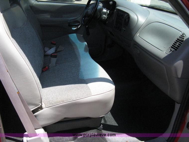 image for item A4283 1998 Ford F150 XL extended cab pickup truck