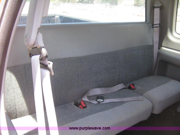 image for item A4283 1998 Ford F150 XL extended cab pickup truck