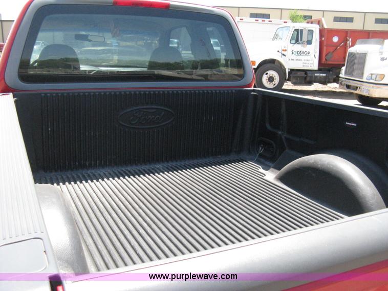 image for item A4283 1998 Ford F150 XL extended cab pickup truck
