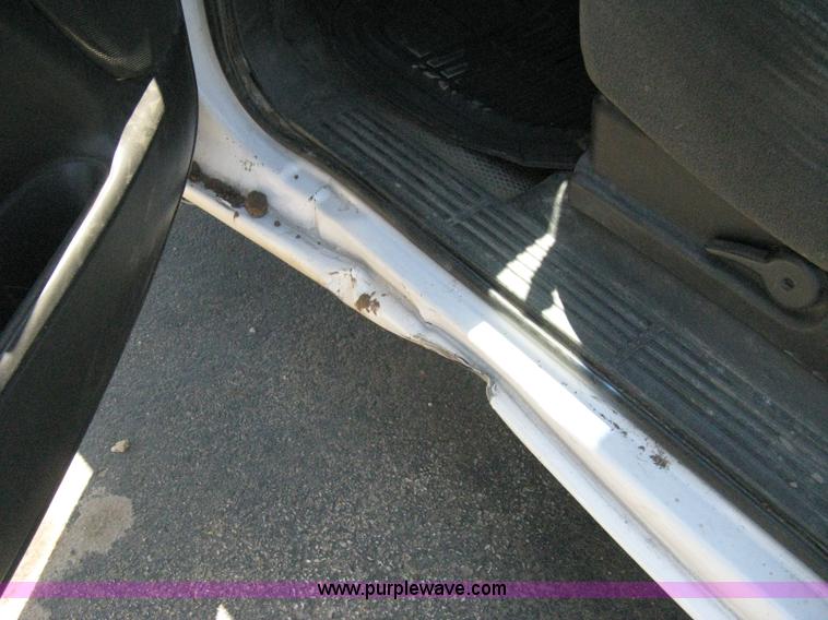 image for item A4288 2006 Chevrolet Silverado 1500 LS extended cab pickup truck