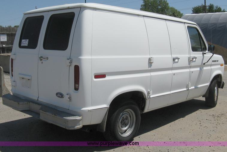 image for item A4294 1990 Ford E150 cargo van