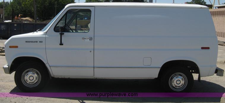 image for item A4294 1990 Ford E150 cargo van