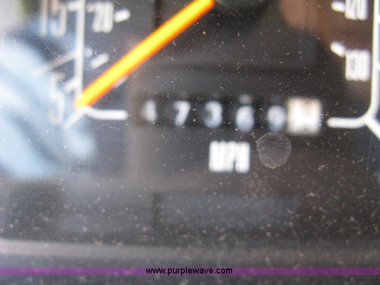 image for item A4294 1990 Ford E150 cargo van