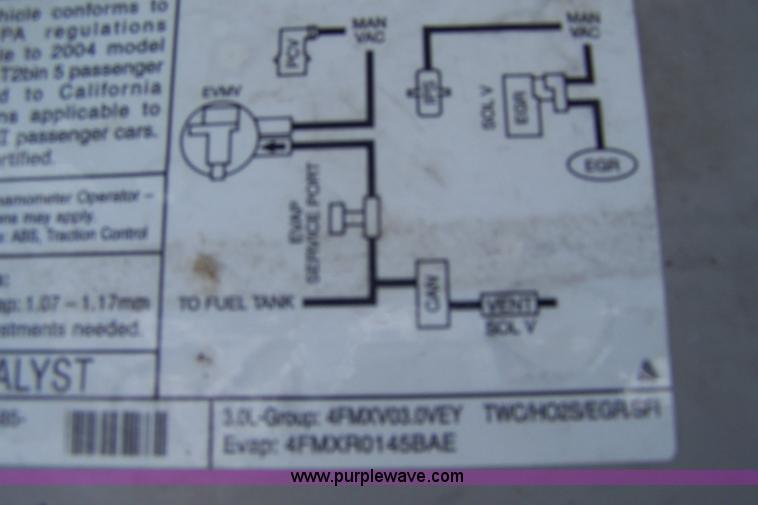 image for item A4528 2004 Ford Taurus SES