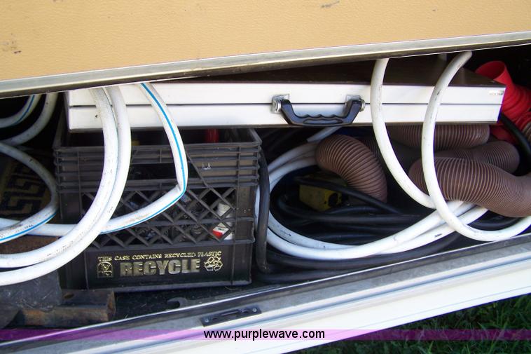 image for item A4530 1987 Chevrolet P30 25' American/Cobra motor home