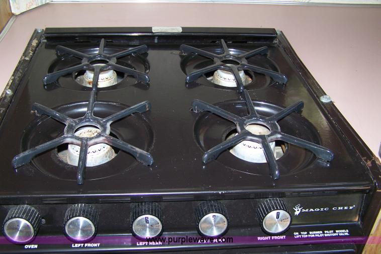 image for item A4530 1987 Chevrolet P30 25' American/Cobra motor home