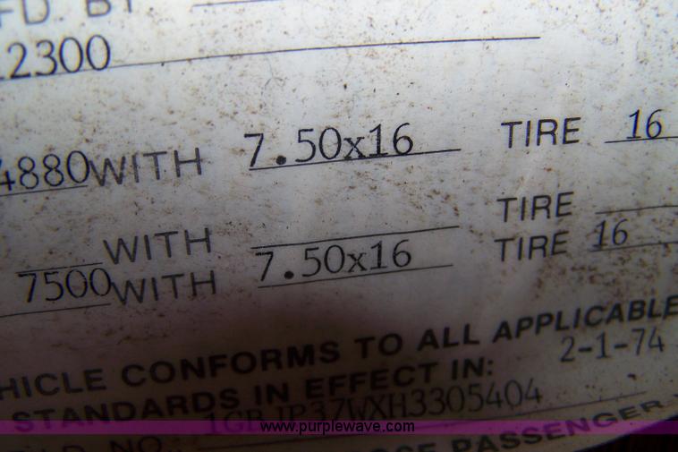 image for item A4530 1987 Chevrolet P30 25' American/Cobra motor home