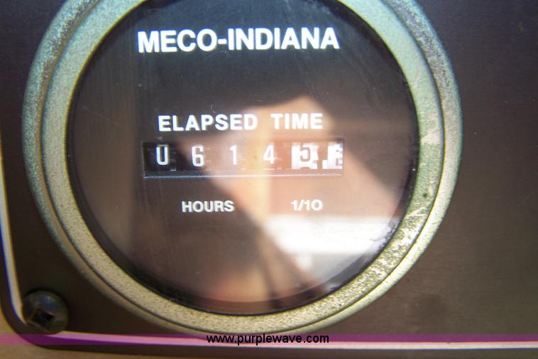 image for item A4530 1987 Chevrolet P30 25' American/Cobra motor home