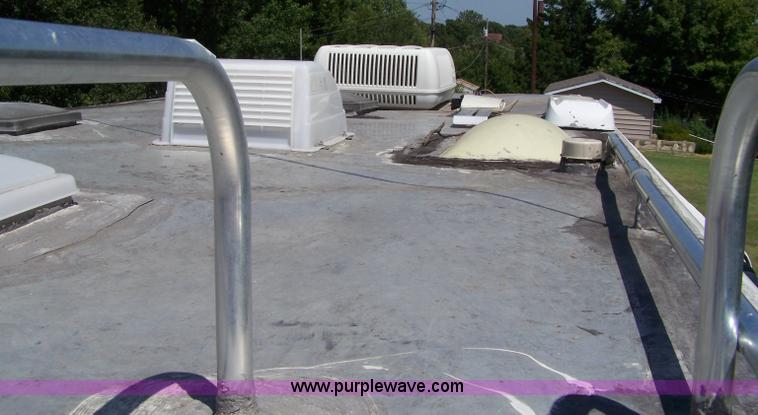 image for item A4530 1987 Chevrolet P30 25' American/Cobra motor home