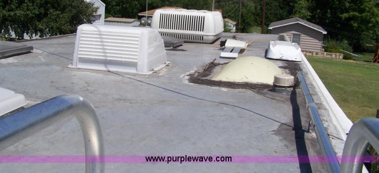 image for item A4530 1987 Chevrolet P30 25' American/Cobra motor home