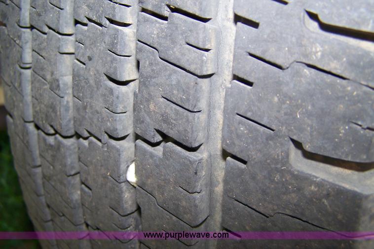 image for item A4530 1987 Chevrolet P30 25' American/Cobra motor home