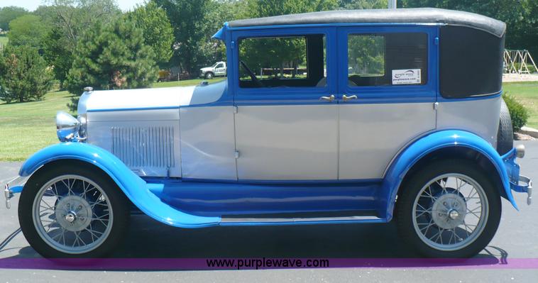 image for item A4802 1929 Ford Model A four door sedan