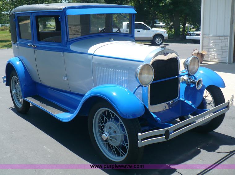 image for item A4802 1929 Ford Model A four door sedan