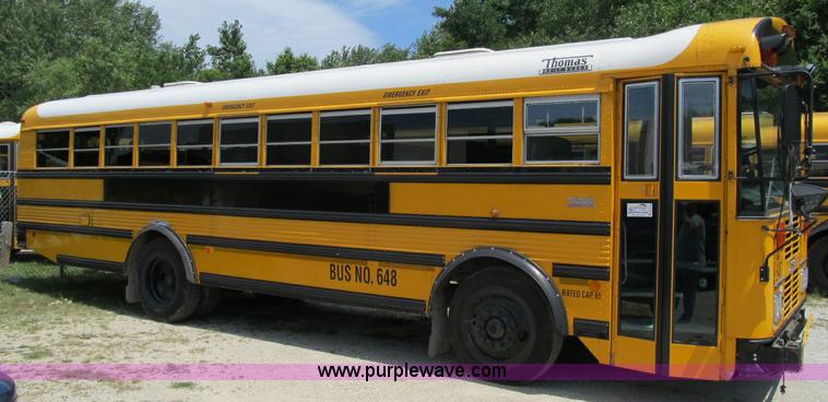 image for item A4919 2001 Thomas Saf-T-Liner school bus