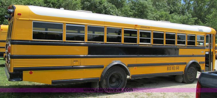 image for item A4919 2001 Thomas Saf-T-Liner school bus