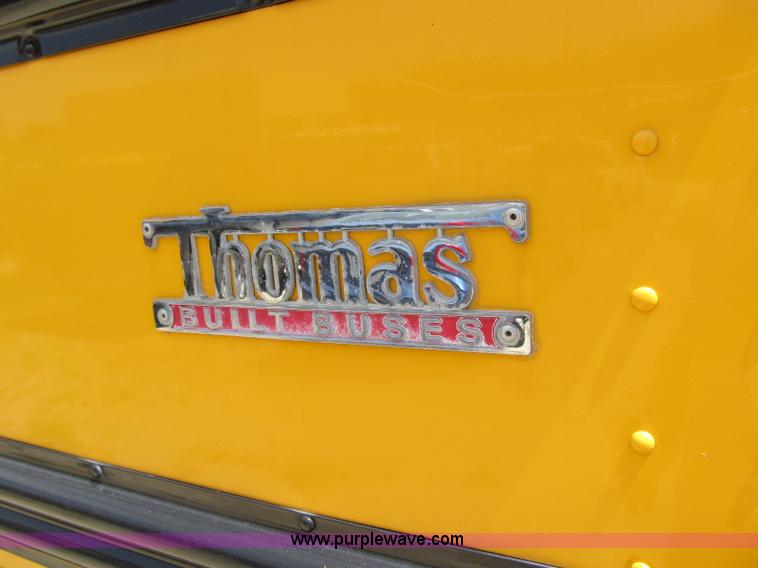 image for item A4919 2001 Thomas Saf-T-Liner school bus
