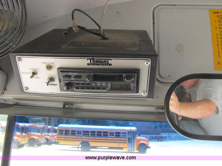 image for item A4919 2001 Thomas Saf-T-Liner school bus