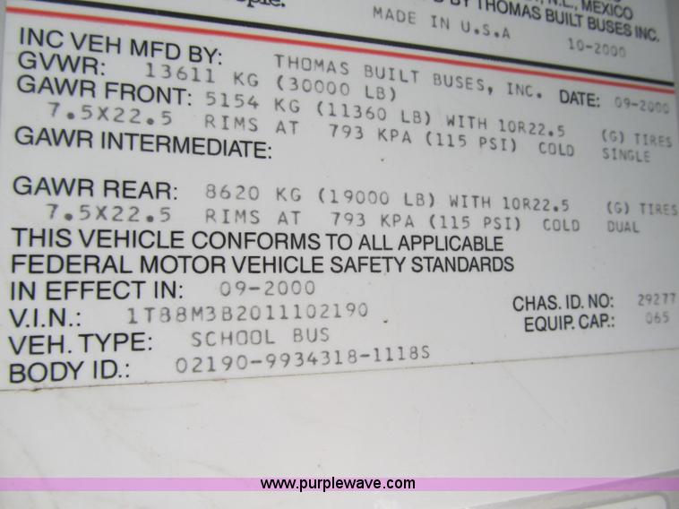 image for item A4919 2001 Thomas Saf-T-Liner school bus