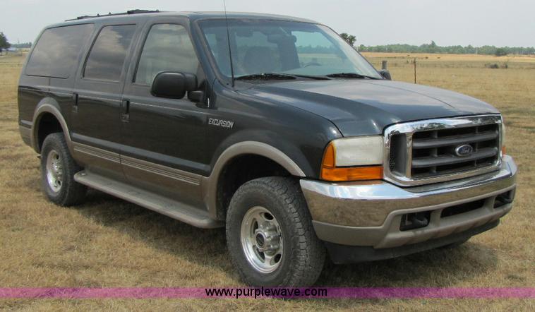 image for item A5068 2000 Ford Excursion Limited SUV