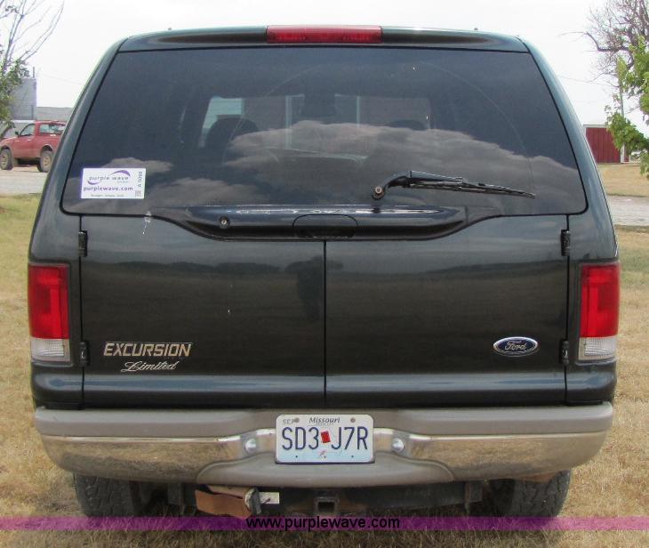 image for item A5068 2000 Ford Excursion Limited SUV