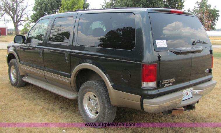 image for item A5068 2000 Ford Excursion Limited SUV