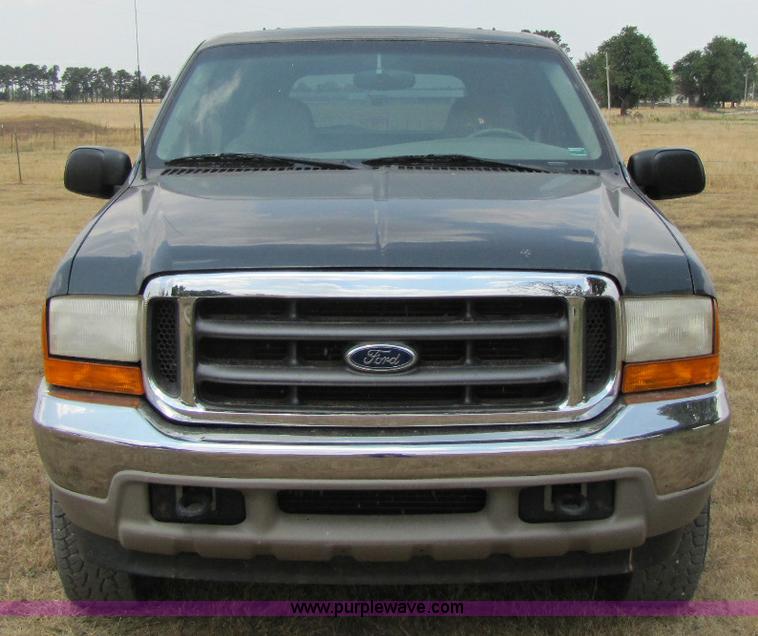 image for item A5068 2000 Ford Excursion Limited SUV
