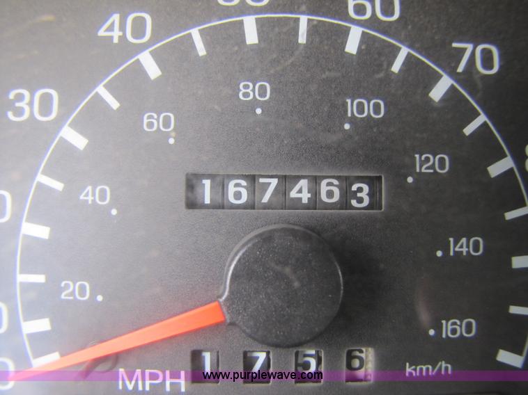 image for item A5068 2000 Ford Excursion Limited SUV