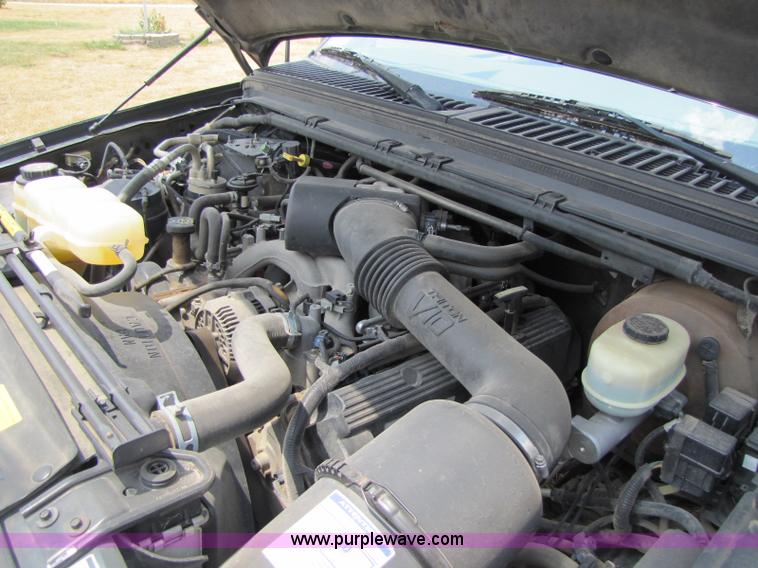 image for item A5068 2000 Ford Excursion Limited SUV