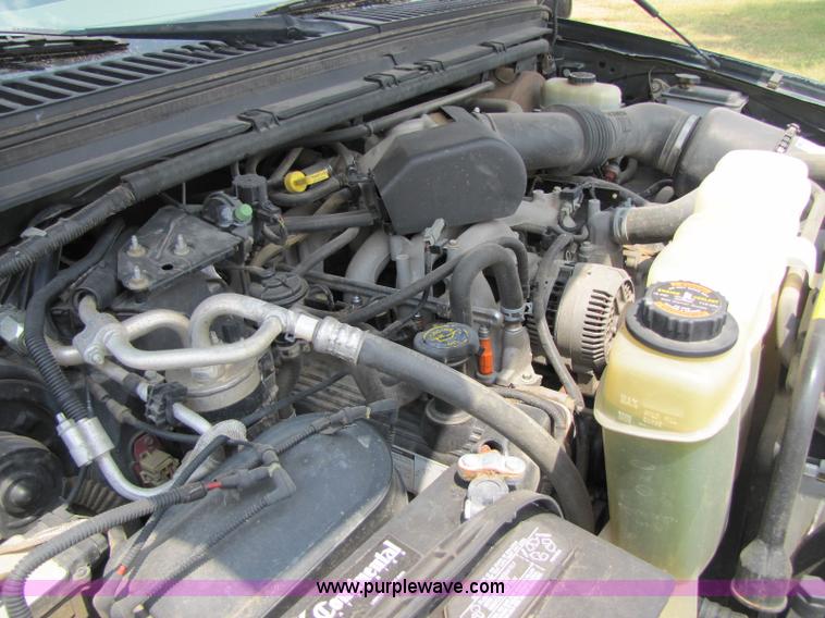 image for item A5068 2000 Ford Excursion Limited SUV