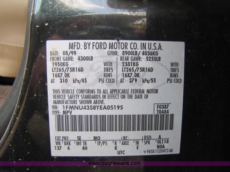 image for item A5068 2000 Ford Excursion Limited SUV