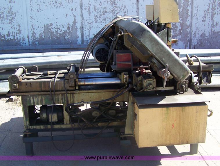 image for item A9500 1978 Kysor HA250 horizontal metal band saw