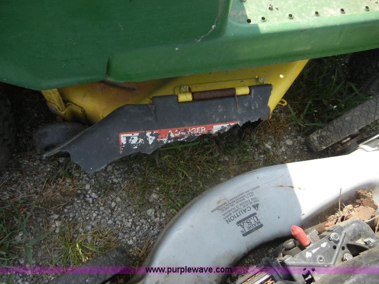 image for item A9938 John Deere RX75 lawn mower