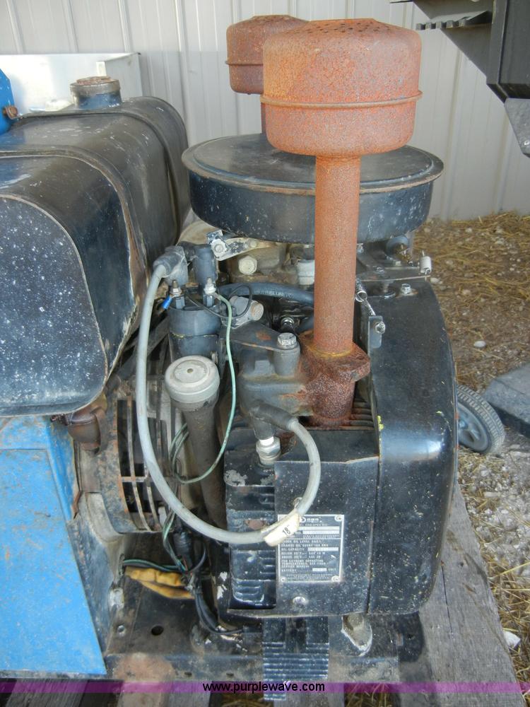 image for item A9974 Miller AEAD-200LE welder