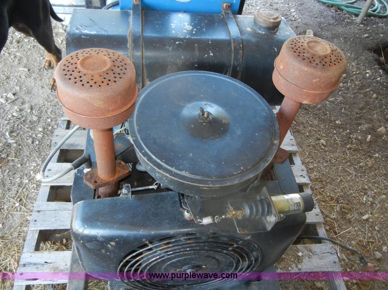image for item A9974 Miller AEAD-200LE welder