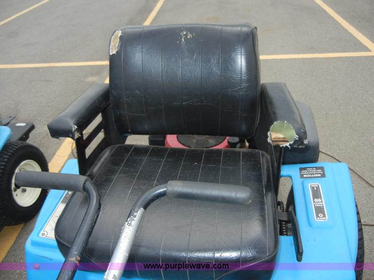 image for item A9979 Dixon 4421 zero turn lawn mower