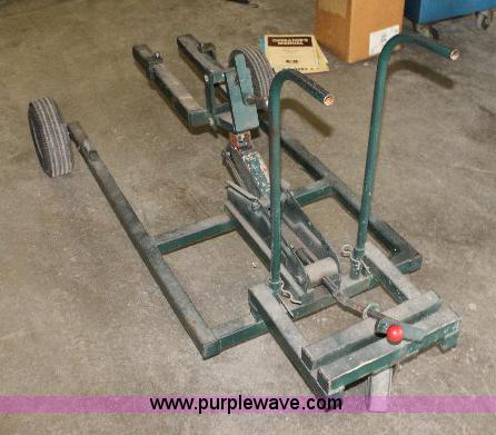 Inboard/outboard lower unit jack in Abilene, KS | Item B9916 sold ...