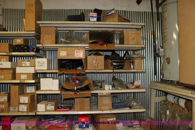 image for item B9917 Assorted boat parts