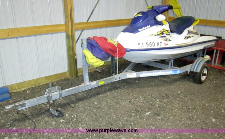 image for item C9758 1998 Sea Doo Bombardier GS jet ski
