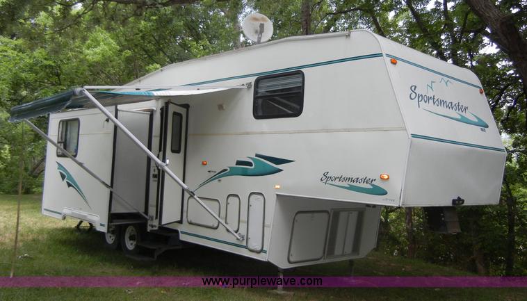 image for item D9501 1997 Sportsman 315F 31.5' camper